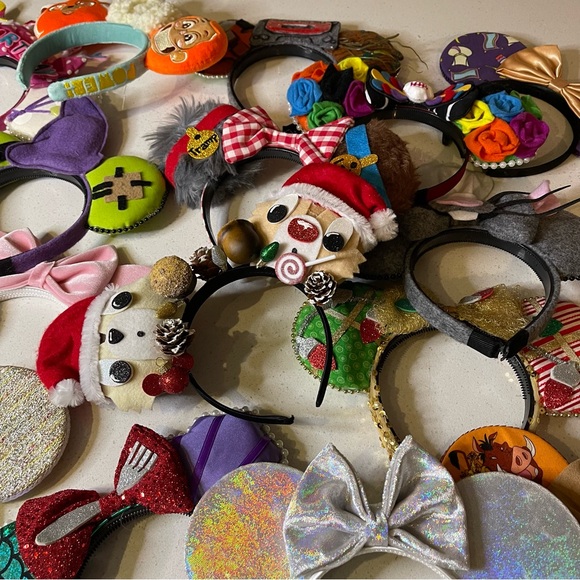 BUNDLE! Disney Minnie Mouse Ears - Walt Disney World - Disneyland - Disney Parks - Picture 2 of 9